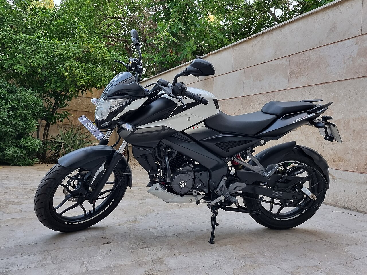 Yamaha FZS